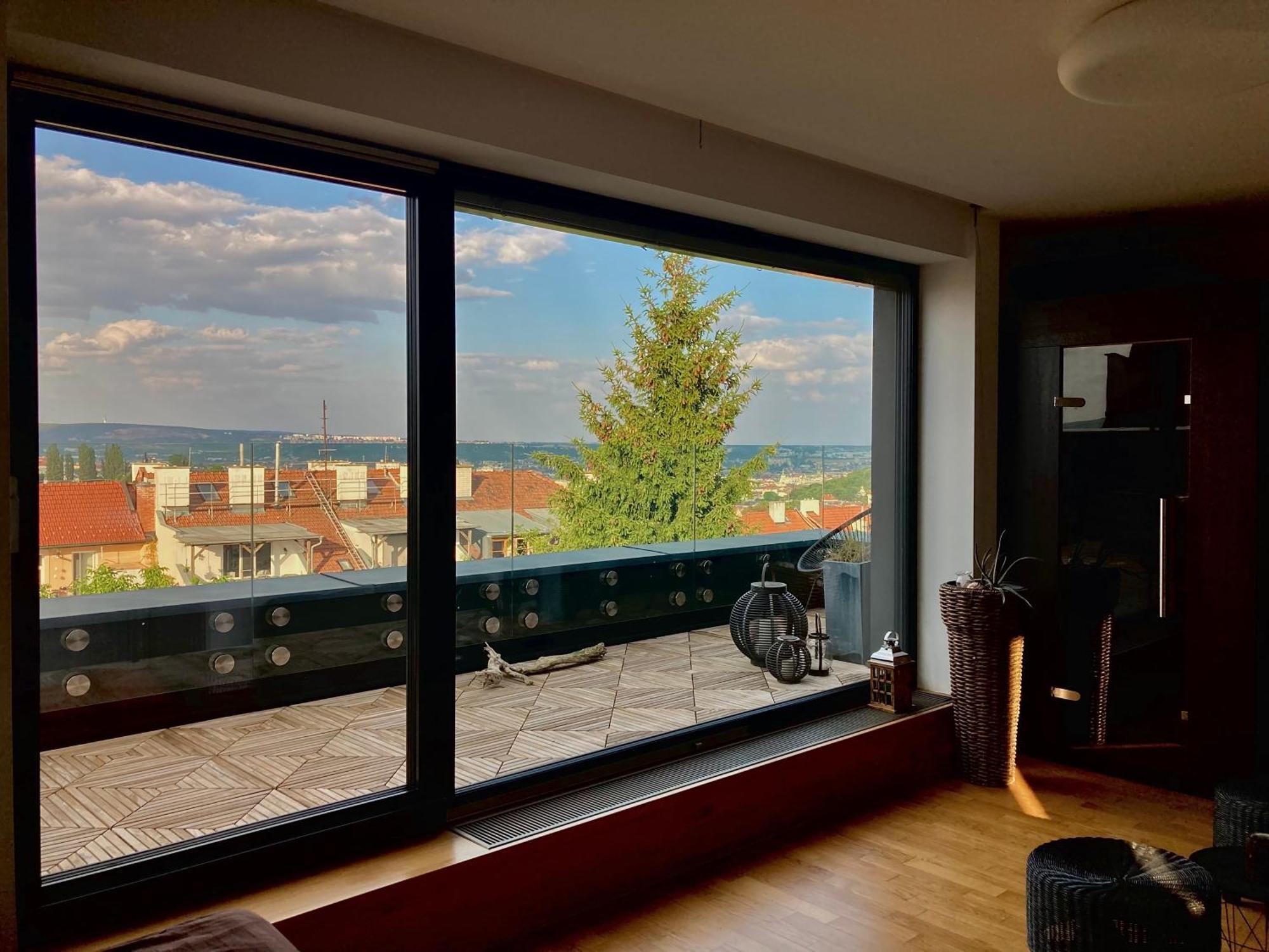 Apartman Se Saunou A Terasou S Vyhledem Na برنو المظهر الخارجي الصورة